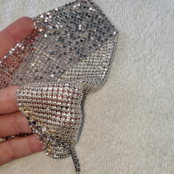 Silver Tone Metal Chain Link Bra - Picture 5 of 6